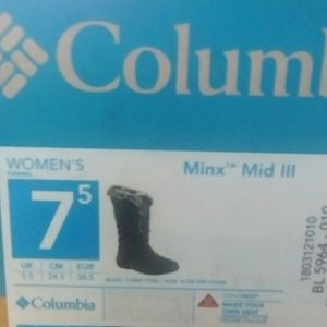 Women's Columbia Minx Mid III